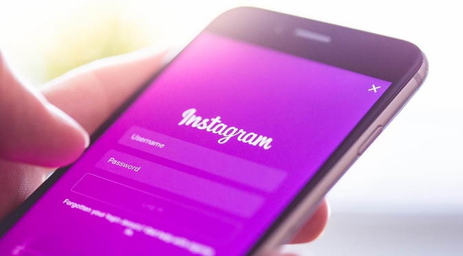 Trik membuka Instagram Stories di laptop