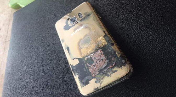 Ledakan Note 7 belum redup, Samsung Galaxy S7 Edge malah terbakar