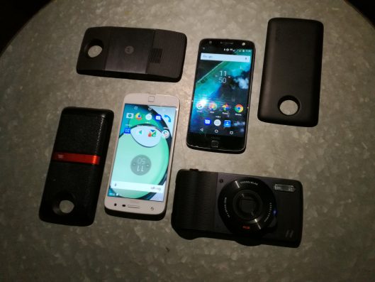 Yuk, Intip Mods Modular Moto Z dan Moto Z Play!