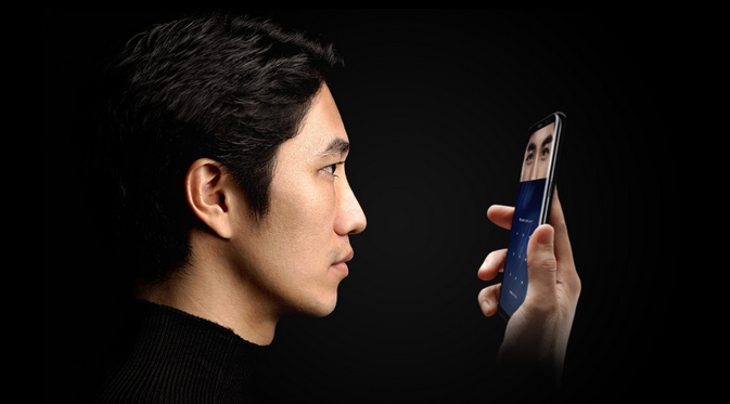 Bahaya, Iris Scanner Samsung Galaxy S8 Bisa Dibobol!