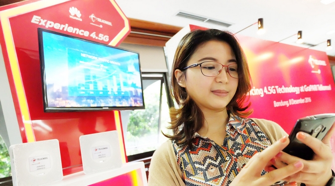 Telkomsel: Media Sosial dan Video Streaming Laris Manis di Momen Lebaran