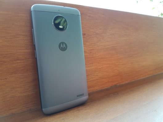 Review: Moto E4, Pilihan Smartphone Murah Terbaik?