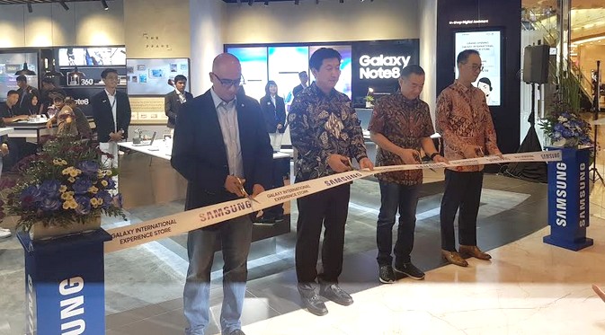 Di Jakarta, Berdiri Rumah Smartphone Samsung Terbesar Se-ASEAN