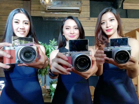 Dibanderol Rp 8 jutaan Fujifilm X-A5 Incar Solo Traveler