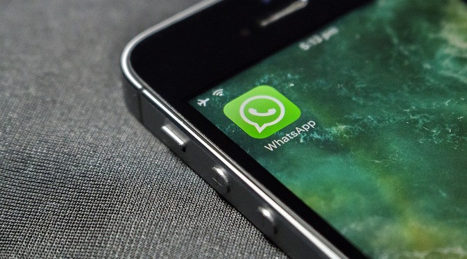 WhatsApp Adopsi Face ID dan Touch ID untuk Keamanan