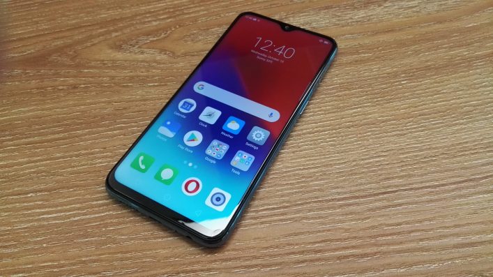 Review: Realme 2 Pro, Menawan dengan Poni Tipis