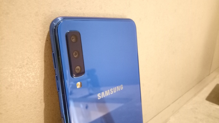 Tiga Kamera Di Samsung Galaxy A7 (2018) Punya Cita Rasa Galaxy Note 9