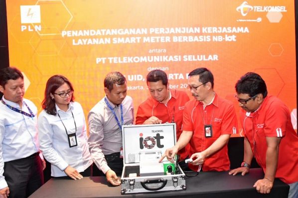 Bersama PLN, Telkomsel Kelola Teknologi Smart Meter Berbasis NB-IoT