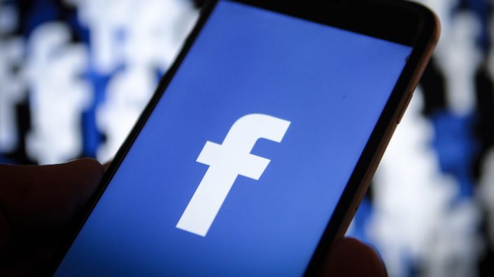 Facebook Hentikan Autentikasi Dengan Nomer Telepon