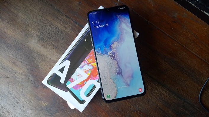 Review Samsung Galaxy A70: Pemuas Dahaga Penghuni Social Media