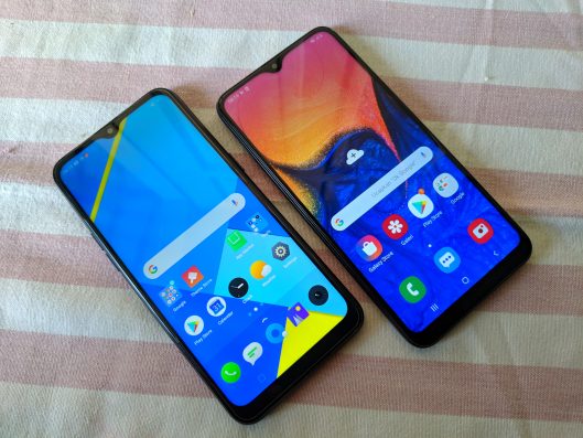 Mengadu Samsung Galaxy A10 dan Realme C2: Lebih Hebat Mana?