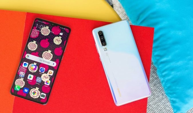 Huawei Uji Satu Juta Unit Smartphone Berbasis Hongmeng OS