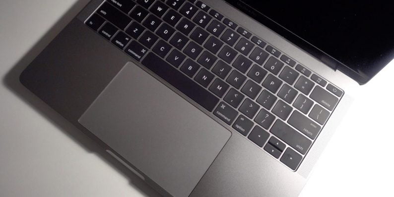 Apple Bakal Pensiunkan Keyboard Butterfly?