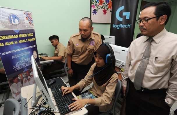 Dukung eSports, Logitech Bangun e-Lab Gaming di SMA Jakarta