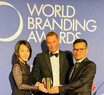Telkomsel Raih Penghargaan World Branding Awards 2019-2020 Sebagai Brand of The Year Perusahaan Kategori Telekomunikasi
