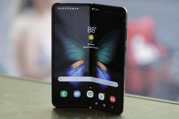 Galaxy Fold Bisa Dibeli di Toko Samsung Mulai 2020