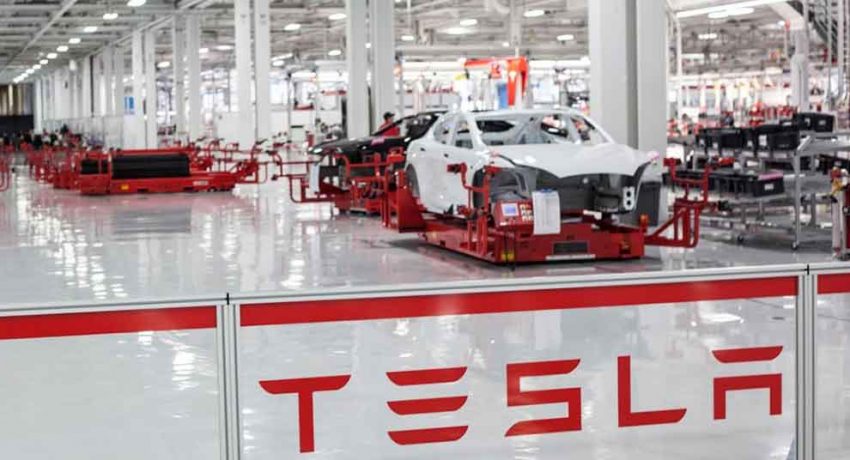 Corona Menggila, Tesla Mulai Tutup Pabrik