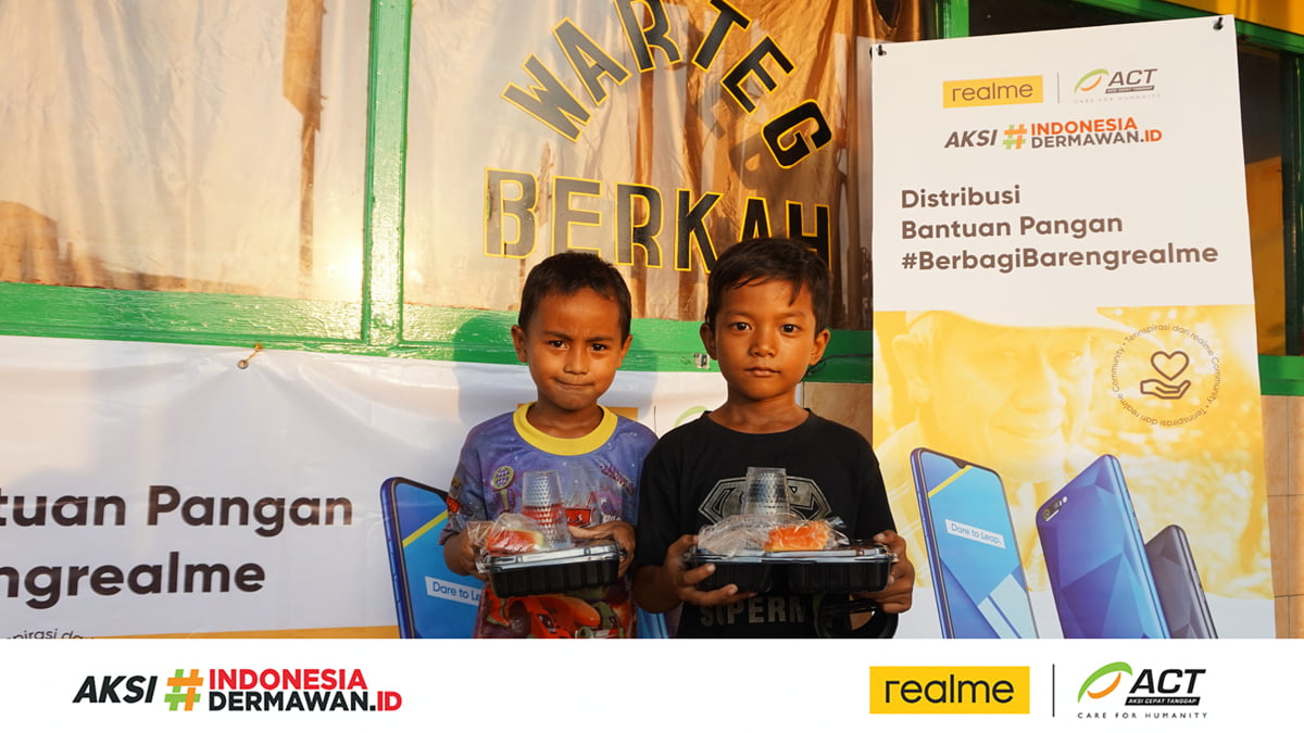 Program Ramadan #BerbagiBarengrealme, Bagikan Ribuan Takjil Gratis untuk Masyarakat Kurang Beruntung