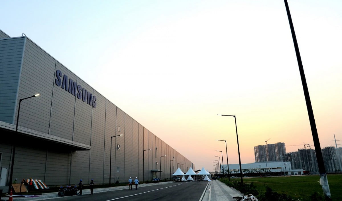 Pabrik Samsung, Xiaomi, Oppo dan vivo di India Mulai Beroperasi
