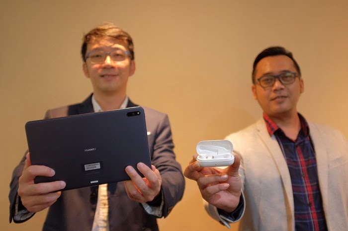 Huawei Serempak Luncurkan Smartphone, Tablet, dan Earphone