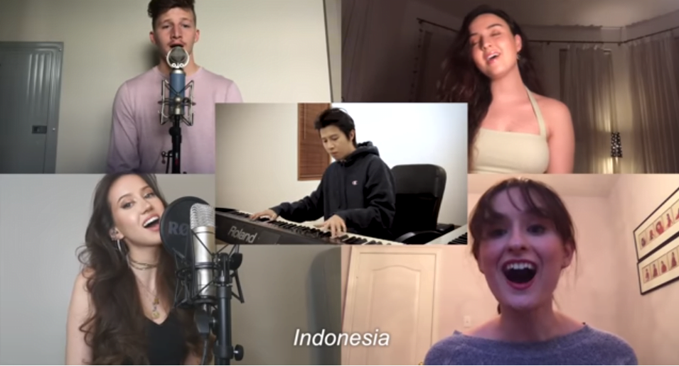 Viral 'Lagu Untukmu Indonesia' Dinyanyikan Bule-bule Fasih Bahasa Indonesia