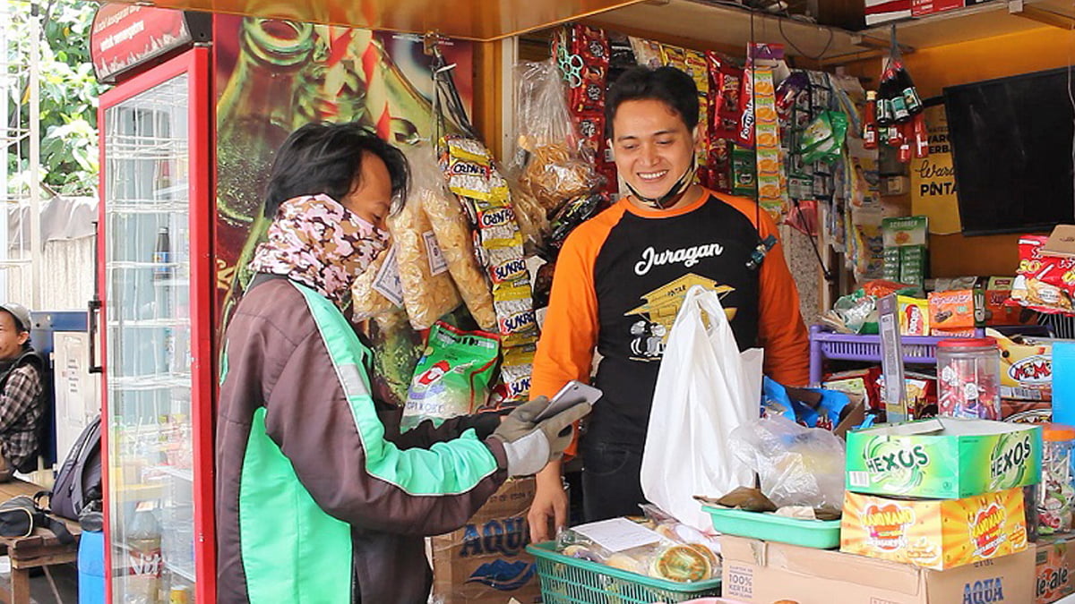 Fokus Sasar Pelanggan, Warung Pintar Gandeng GrabMart sebagai Mitra