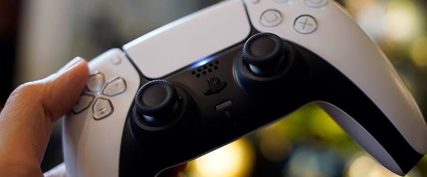 Pengguna PlayStation 5 Keluhkan Masalah Unduh Game