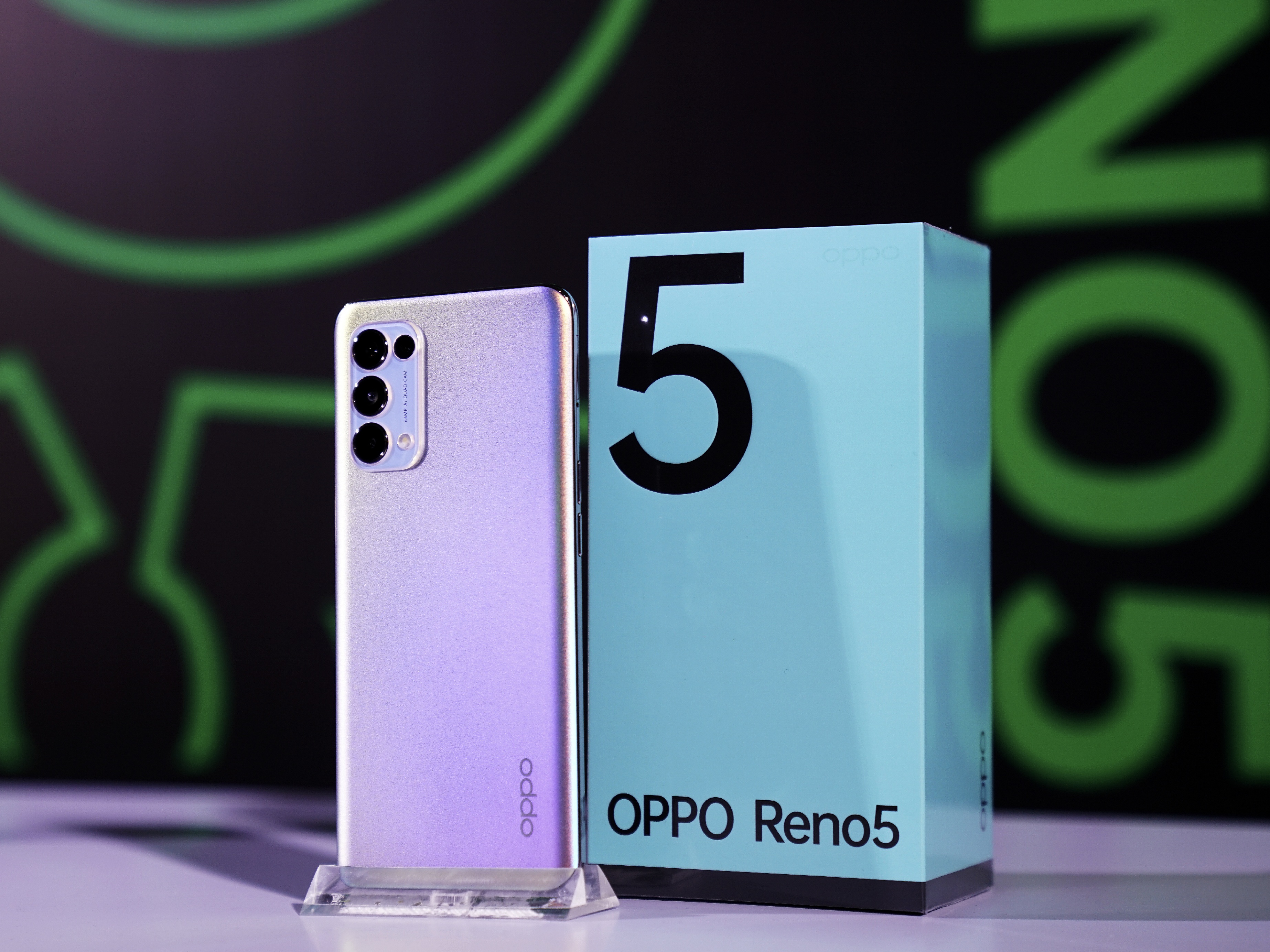 Harga OPPO Reno5 Terungkap di E-commerce