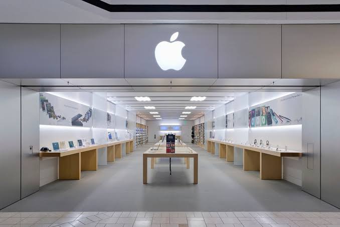 Apple Tutup Seluruh Toko di Inggris