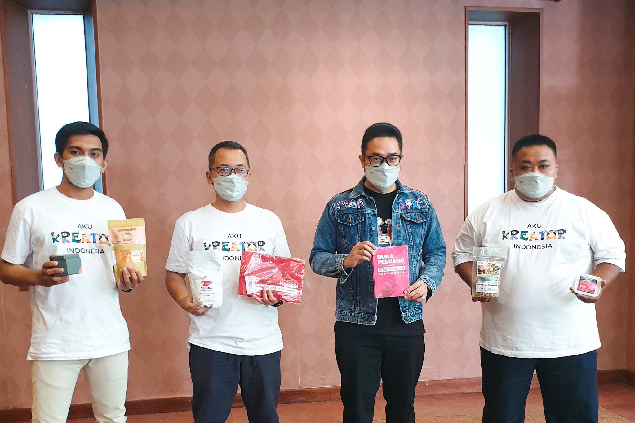 Perkuat Ekonomi Lokal, Smartfren Luncurkan Program Taman Kreasi Indonesia