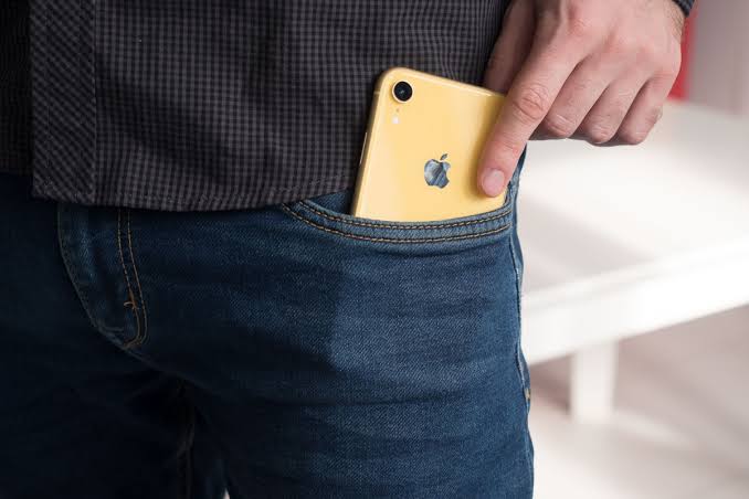 iPhone X Meledak, Apple Digugat Pengguna