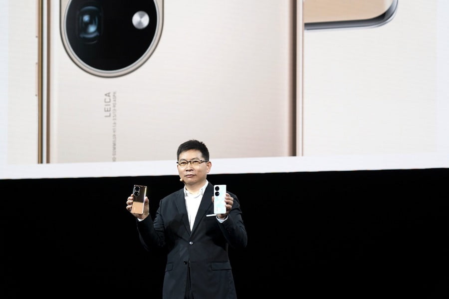Huawei Jadi Smartphone dengan Layar Terbaik