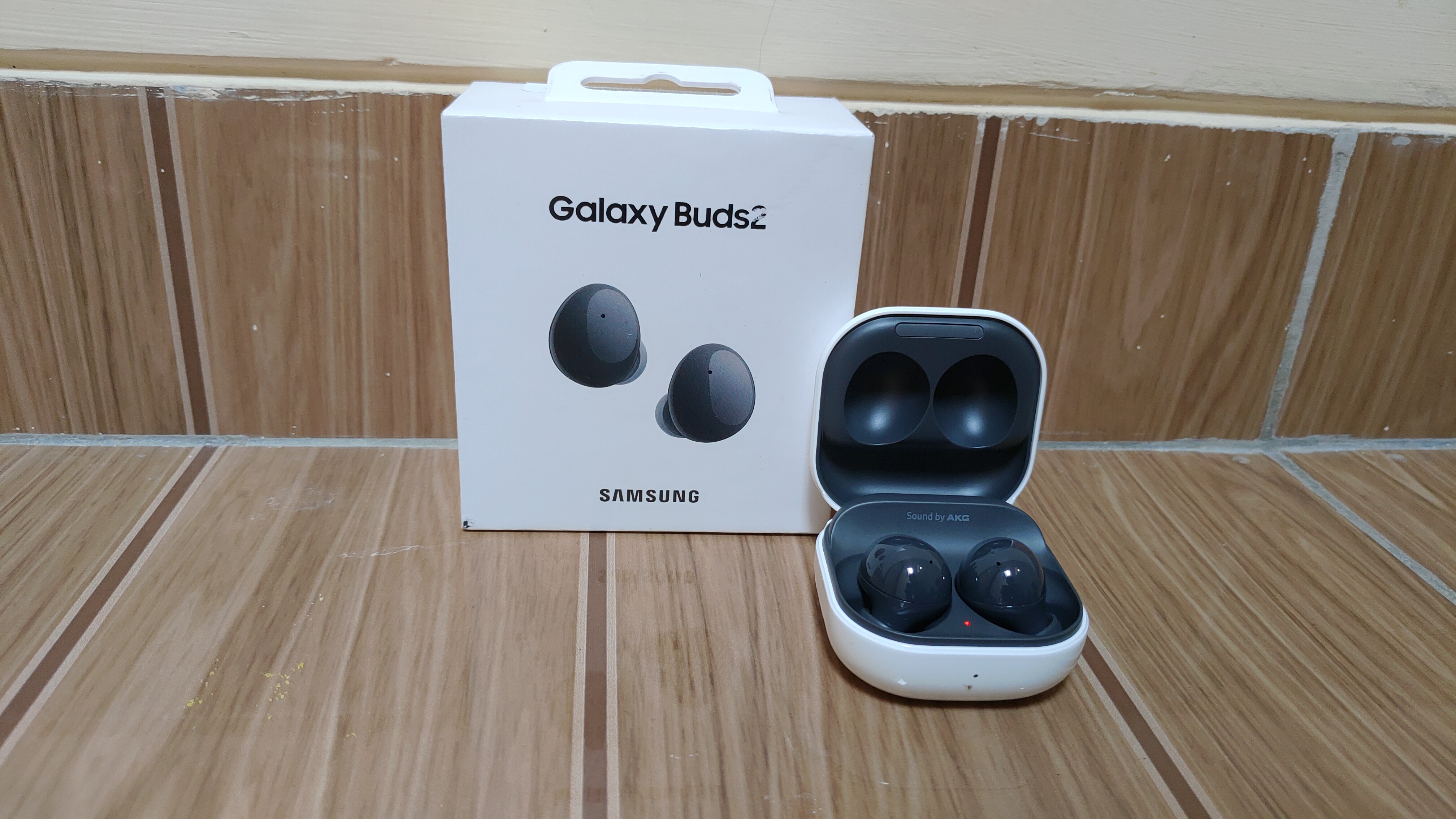 Review Samsung Galaxy Buds 2: Tampil Lebih Ramping dan Nyaman