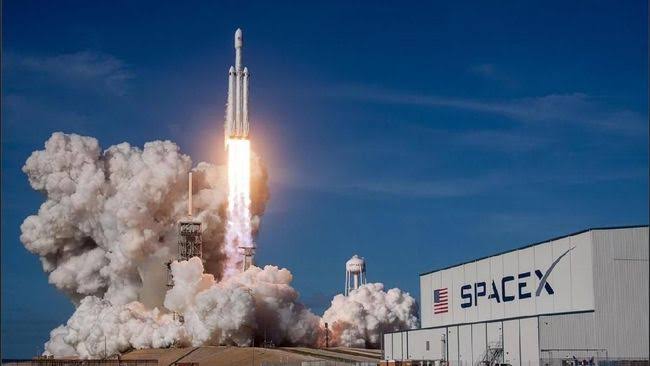 SpaceX Sukses Kirim Semut Hingga Es Krim ke Angkasa