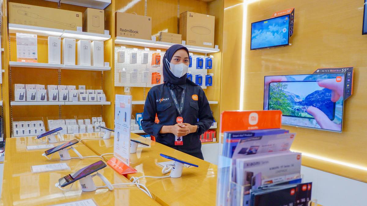 Layanan After Sales Xiaomi Pinjamkan Ponsel Pengganti saat Proses Perbaikan