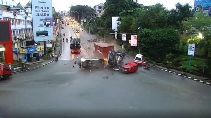 Kronologi Kecelakaan Maut di Simpang Muara Rapak Balikpapan