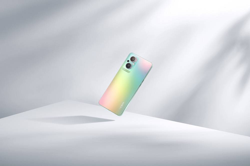 Oppo Pamer Reno7 Z, Apa Bedanya?