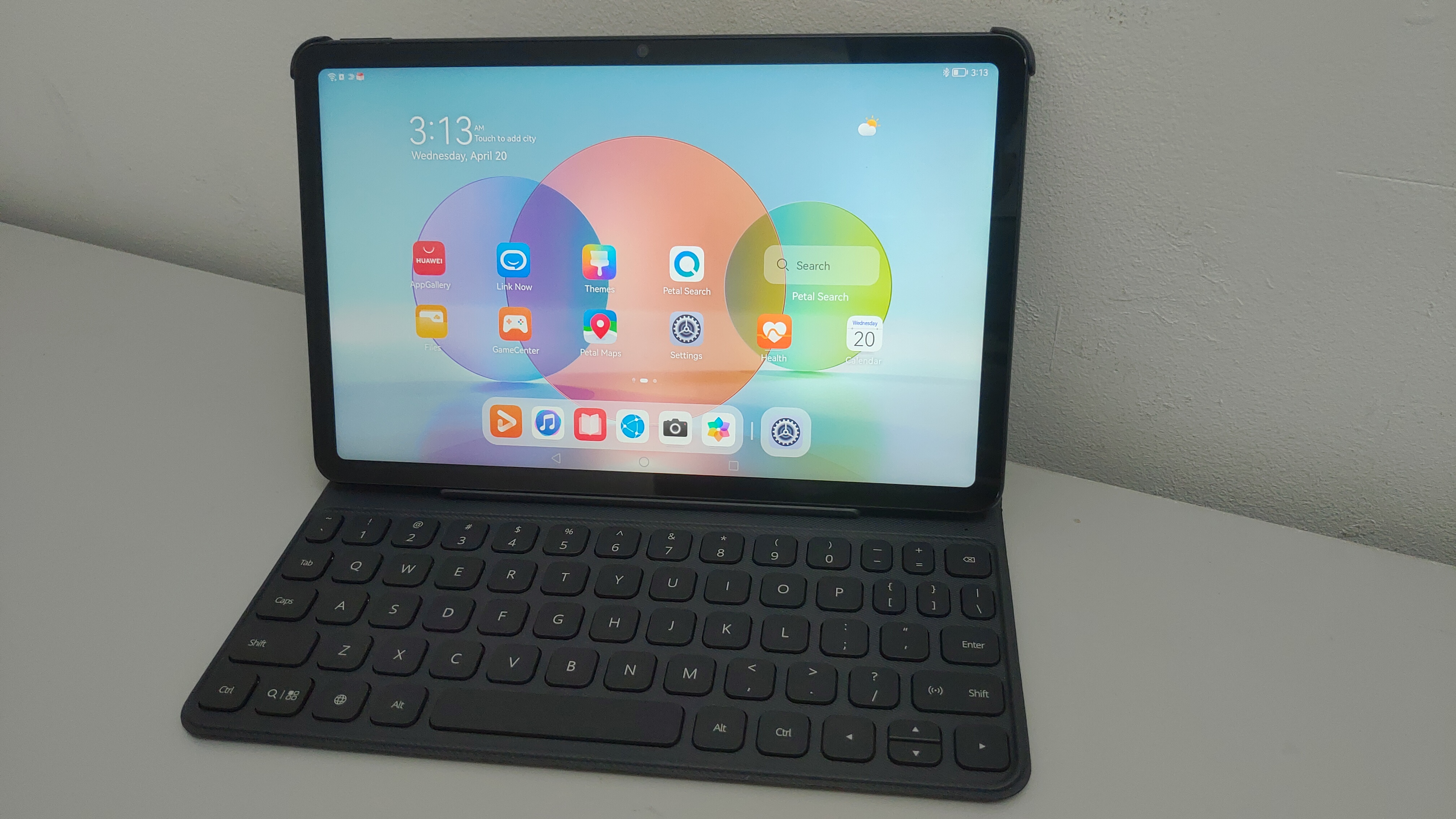 Review Huawei MatePad 2022 Wi-Fi: Usung Layar 2K, Lengkap dengan Stylus dan Keyboard