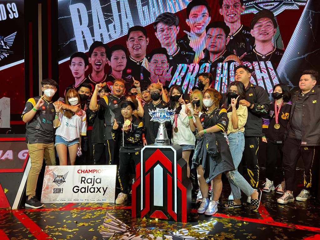 Taklukan Onic Esports 4-1, RRQ Hoshi Resmi Jadi Juara MPL ID Season 9