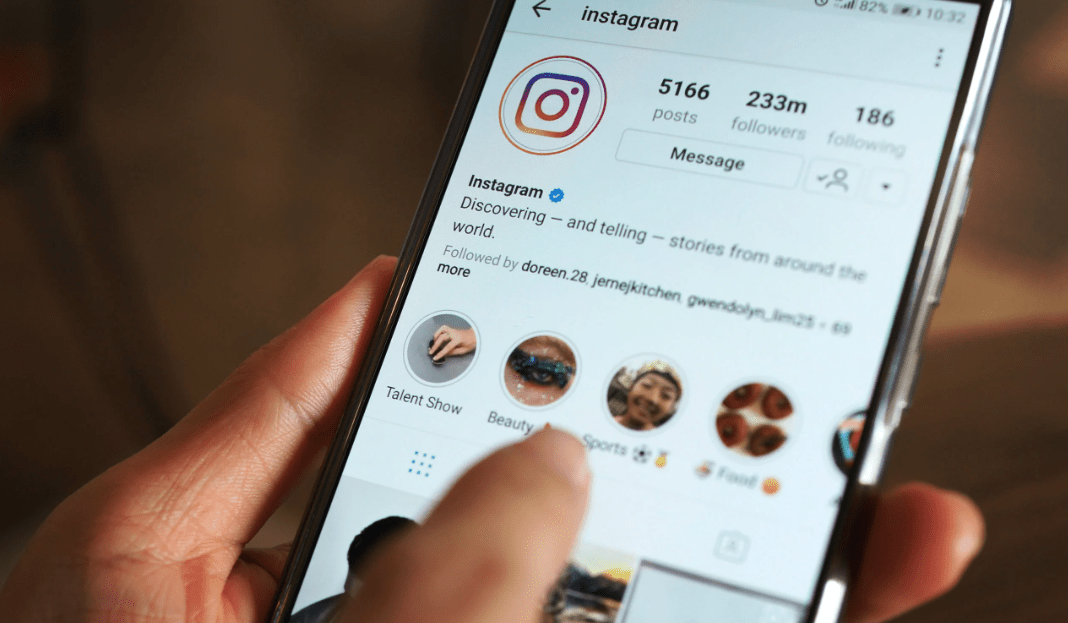 Instagram Uji Coba Fitur Pin Post di Profil Pengguna