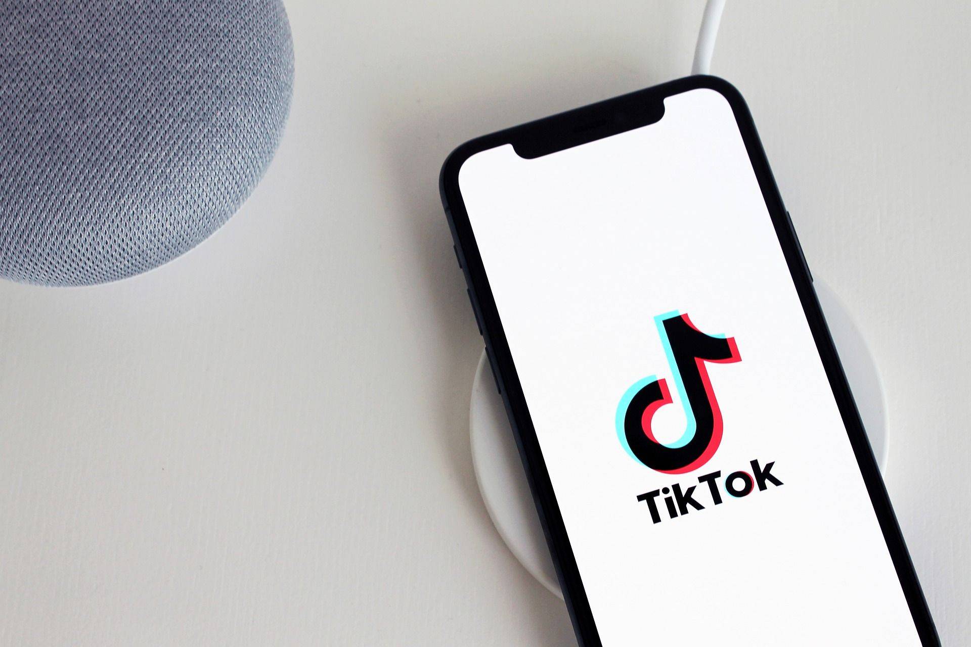 TikTok Uji Coba Tombol Dislike untuk Kolom Komentar