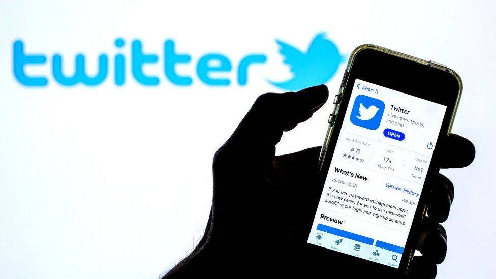 Twitter Uji Label “Disukai oleh Penulis” untuk Tanggapi Tweet