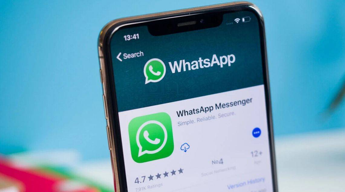 Kini Tak Semua Orang Bisa Mengintip Status Anda di WhatsApp