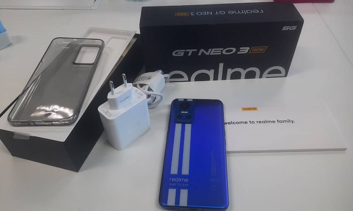Hands-on realme GT Neo 3 5G: Jatuh Cinta di Genggaman Pertama