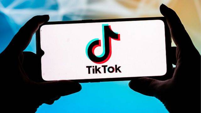 Unik! Orang Inggris Cari Berita di TikTok dan Instagram