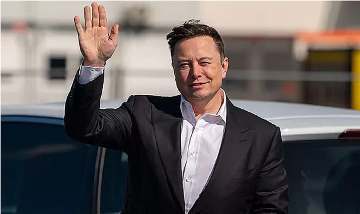 Disebut Mau Beli Manchester United, Ini Klarifikasi Elon Musk