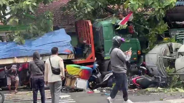 Kecelakaan Maut Di Bekasi, Netizen Ucapkan Belasungkawa
