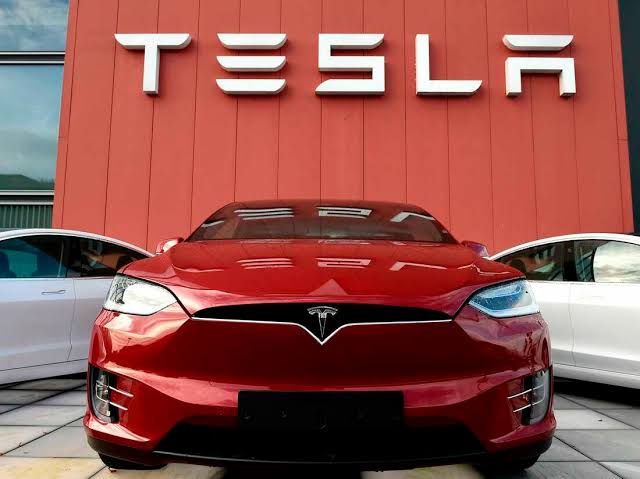 Tesla Kembali Buka Kantor Baru di California