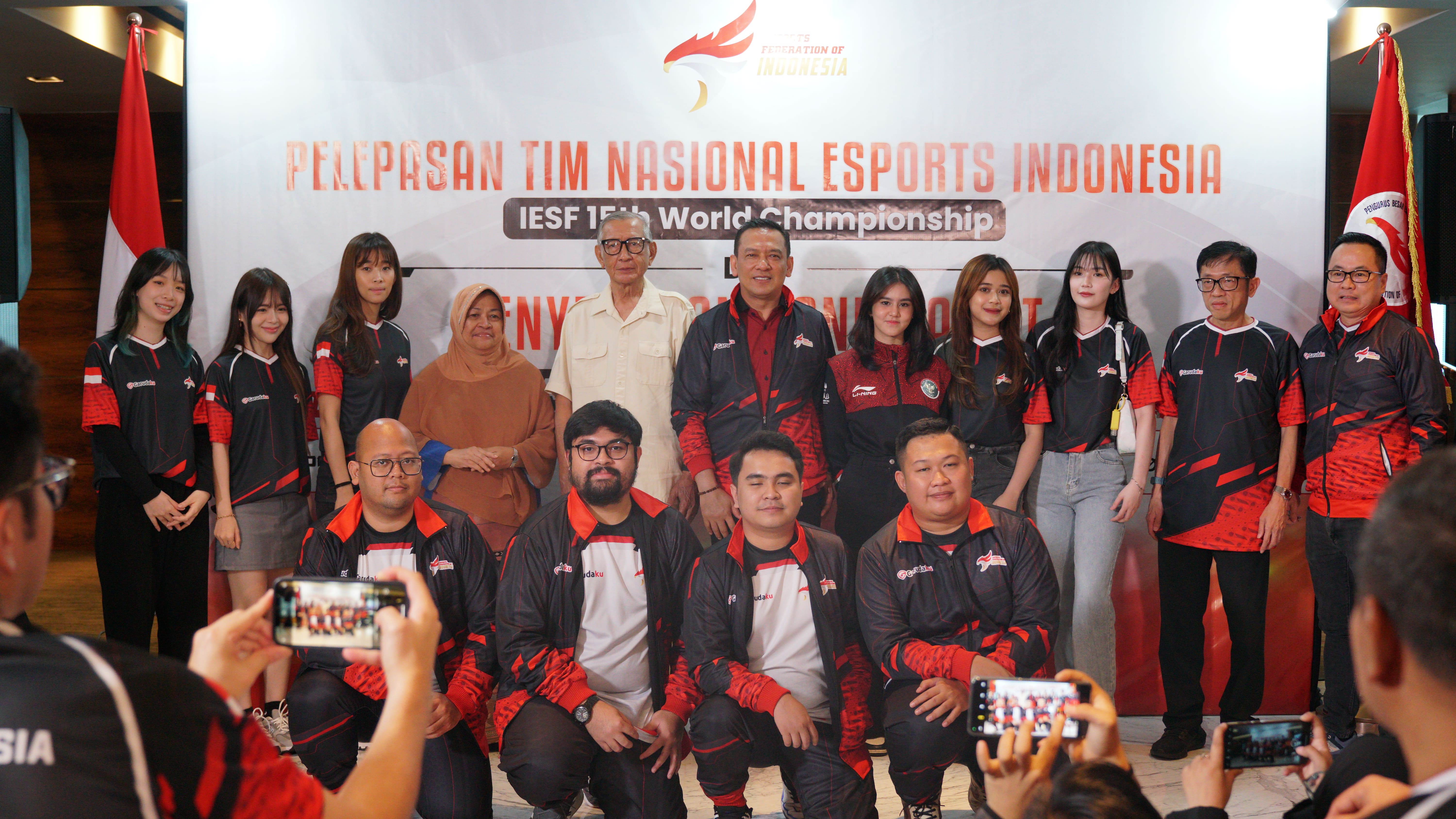 PB ESI Resmi Lepas Timnas Esports IESF 15th World Esports Championships 2023