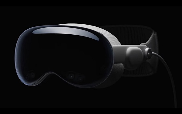 Tingkatkan Kenyamanan, Apple Akan Desain Ulang Headset Vision Pro